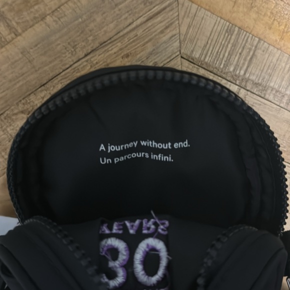 Lululemon Crossbody Bag - Picture 3 of 8